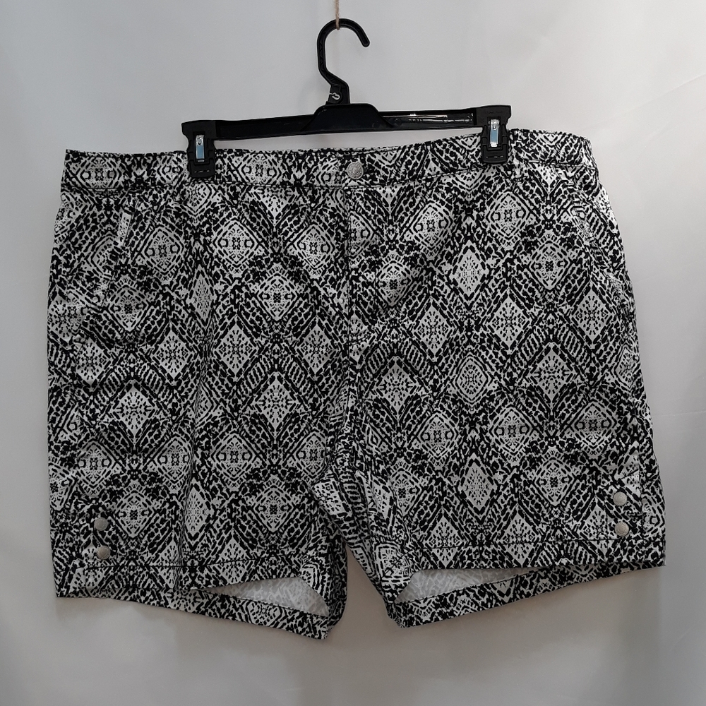 NWOT Plus size Gloria Vanderbilt shorts